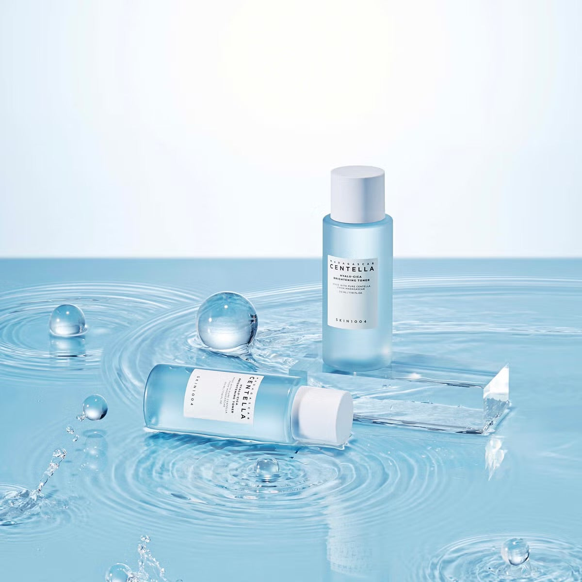 SKIN1004 Madagascar Centella Hyalu-Cica Brightening Toner – 210 ml